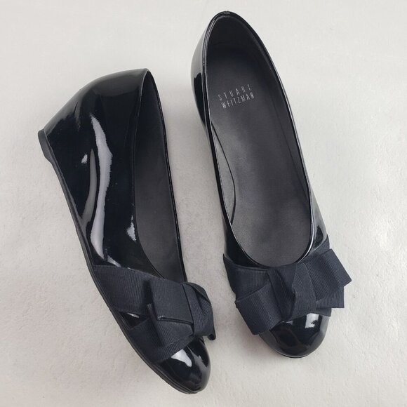 Stuart Weitzman Patent Leather Bow Pump Womens 7 Black Slip On Wedge Heel Spain - Picture 2 of 14